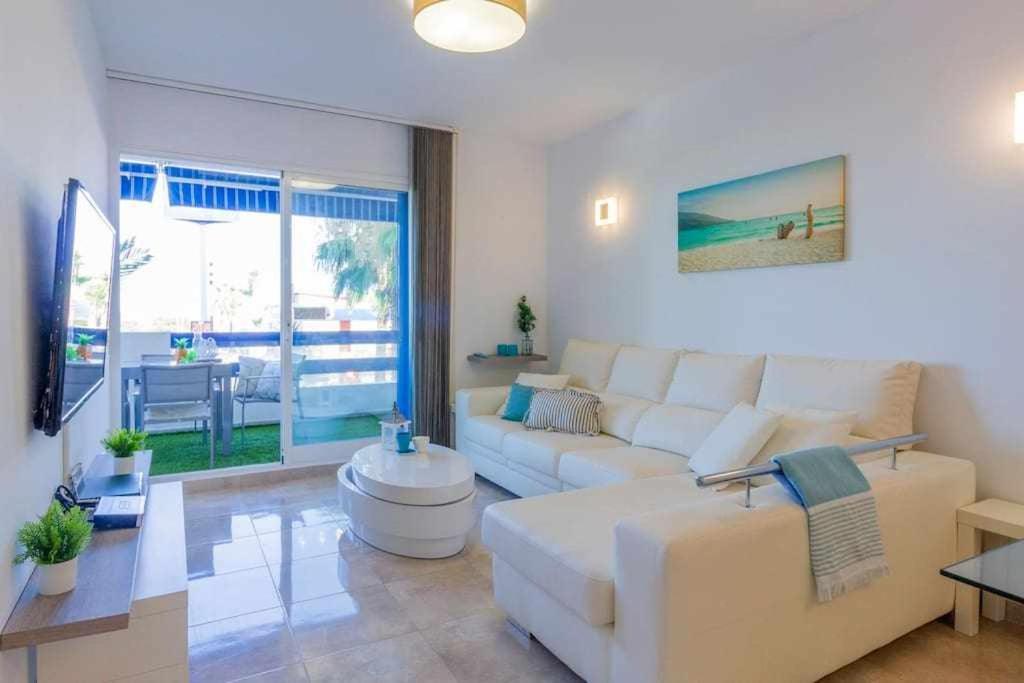 Pink Calm-vistas Al Mar Y Piscina.free Parking Alicante